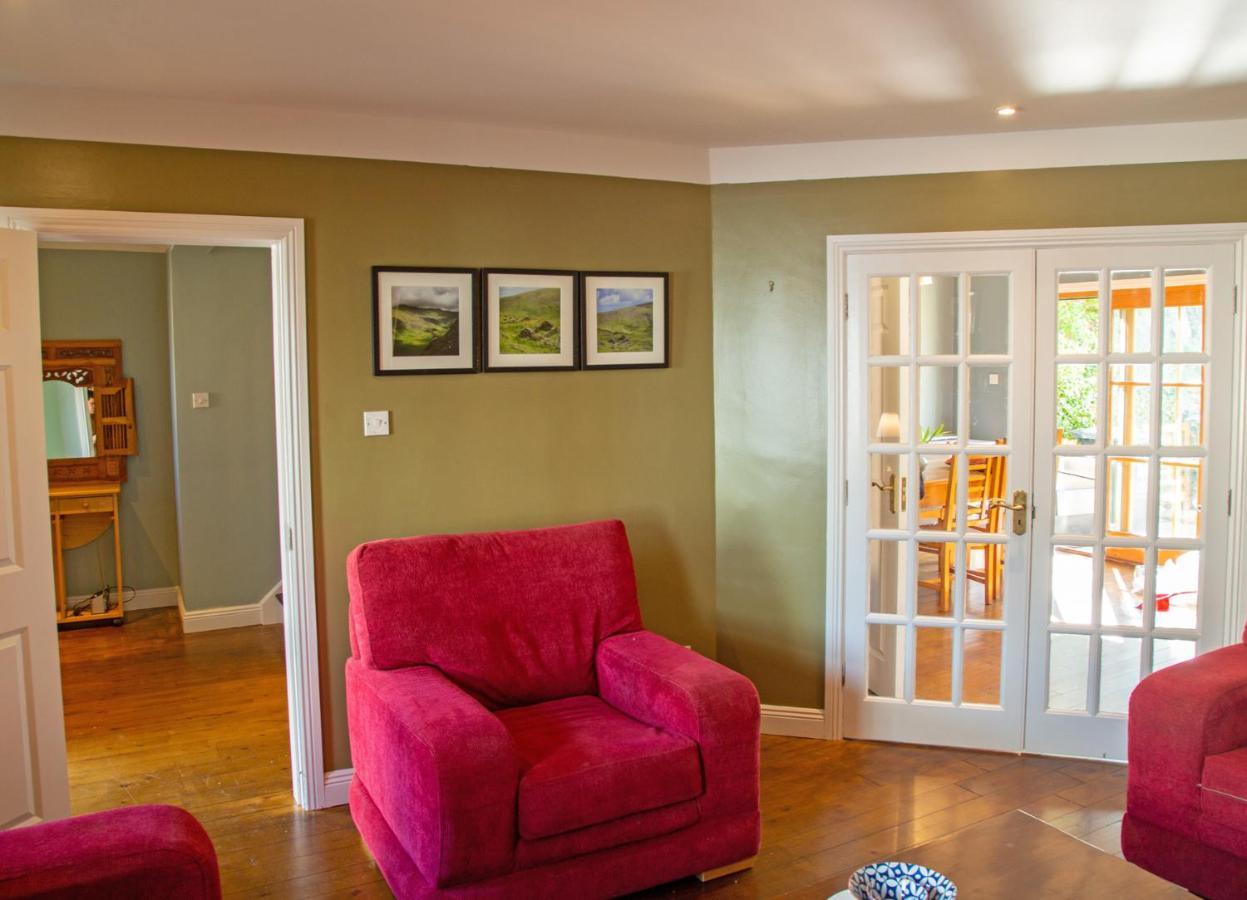 Dingle Town Holiday Home By Trident Holiday Homes Buitenkant foto