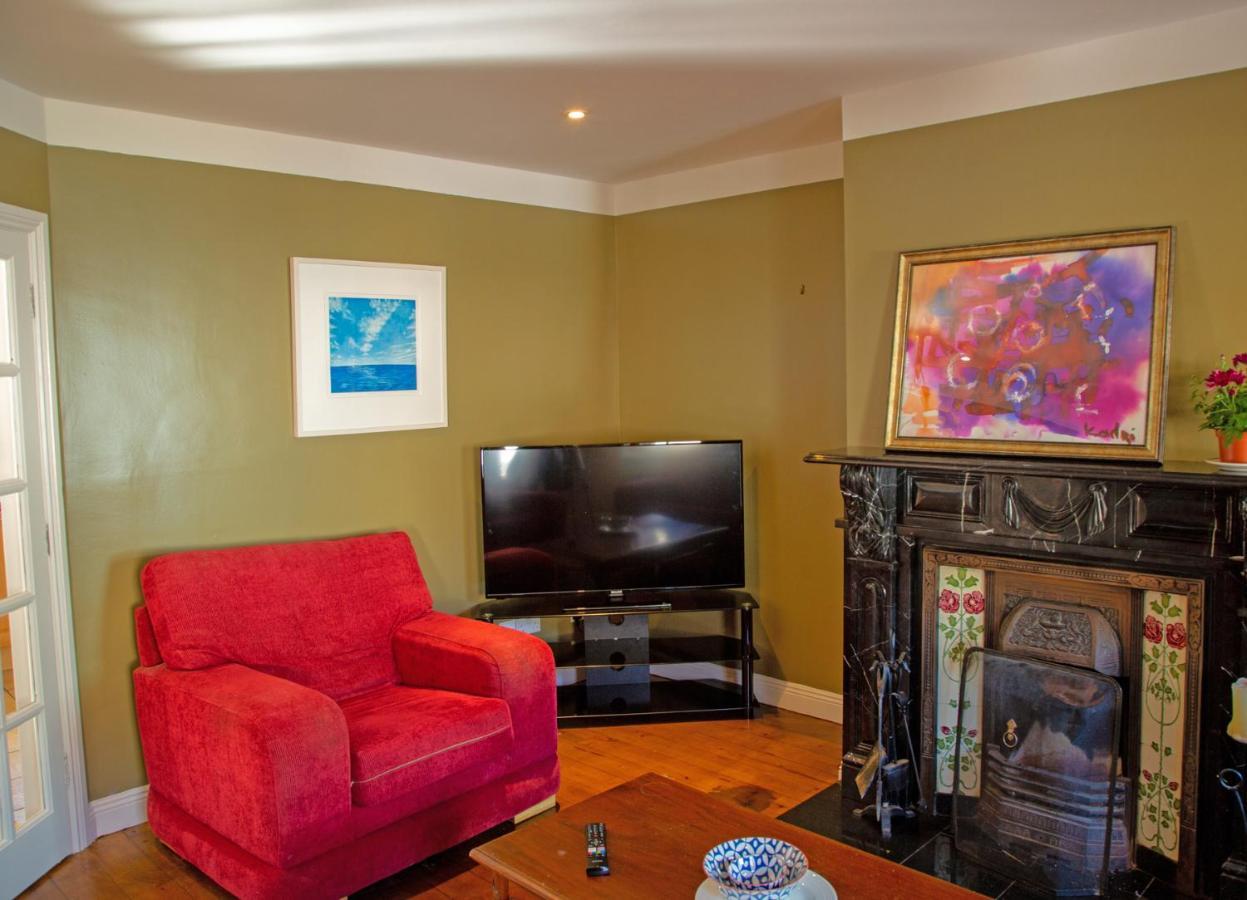Dingle Town Holiday Home By Trident Holiday Homes Buitenkant foto