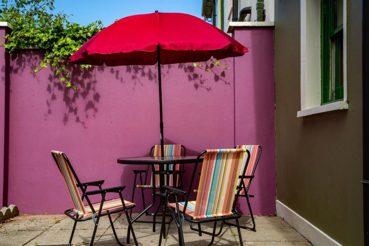 Dingle Town Holiday Home By Trident Holiday Homes Buitenkant foto