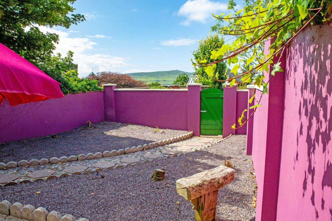 Dingle Town Holiday Home By Trident Holiday Homes Buitenkant foto